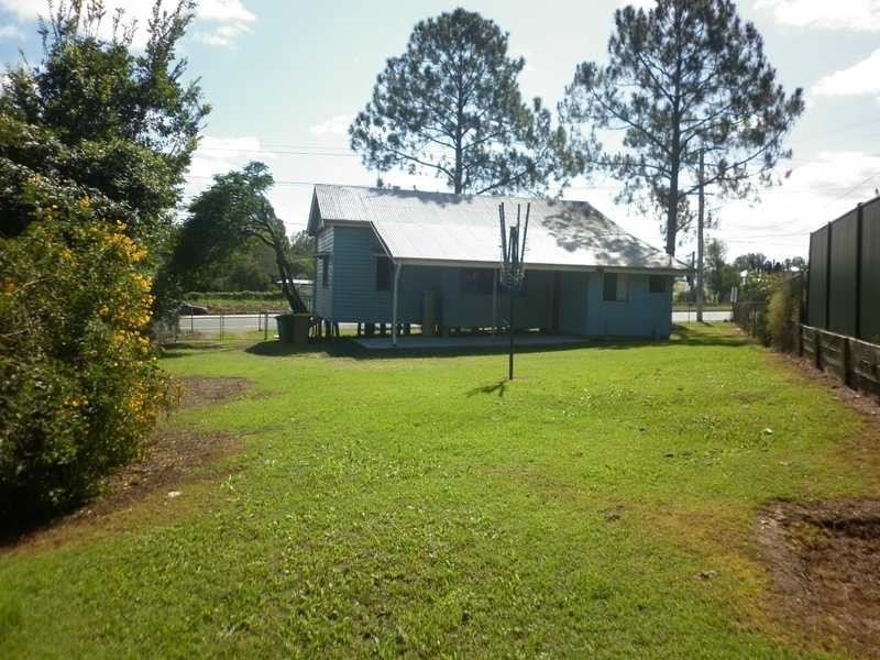 57 Brisbane Road, Bundamba QLD 4304