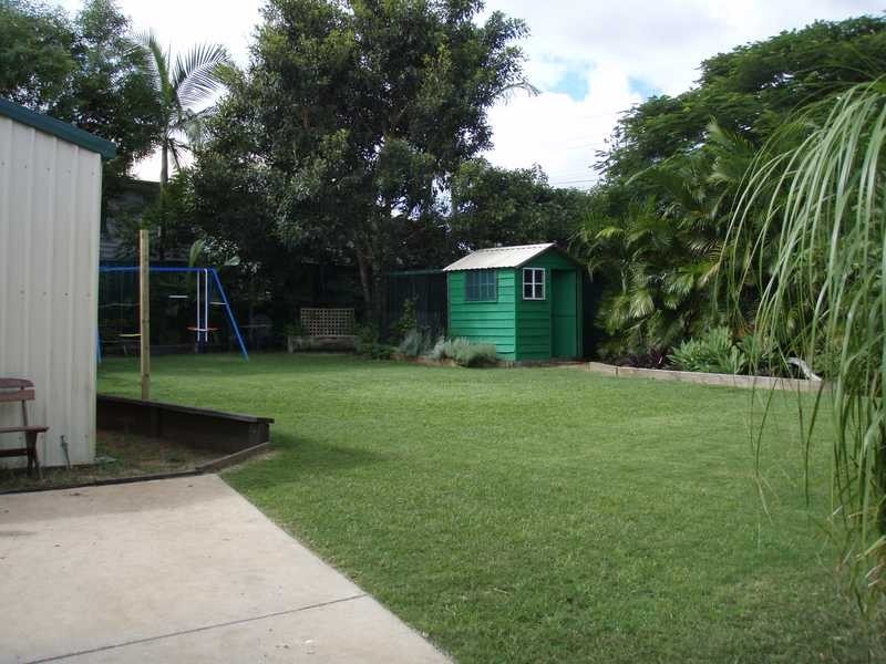 102 Blackstone Road, Silkstone QLD 4304