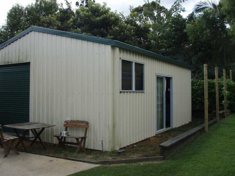 102 Blackstone Road, Silkstone QLD 4304