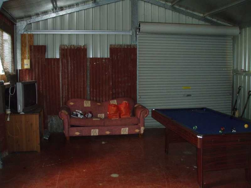 102 Blackstone Road, Silkstone QLD 4304