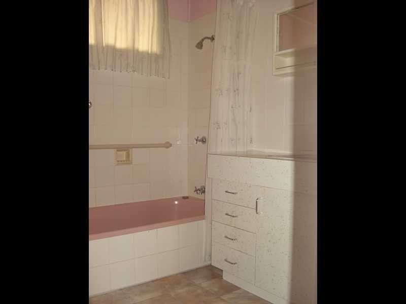 32 Vivian Street, Eastern Heights QLD 4305