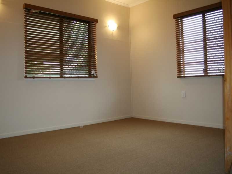 75 Bergin Street, North Booval QLD 4304