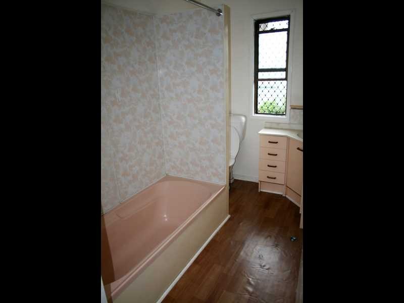 75 Bergin Street, North Booval QLD 4304