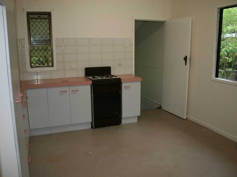 75 Bergin Street, North Booval QLD 4304