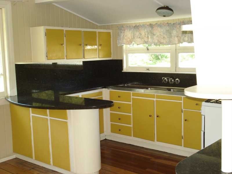 8 Hayne Street, Woodend QLD 4305