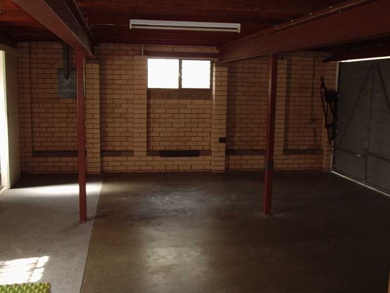 9 Sharpe Street, Brassall QLD 4305