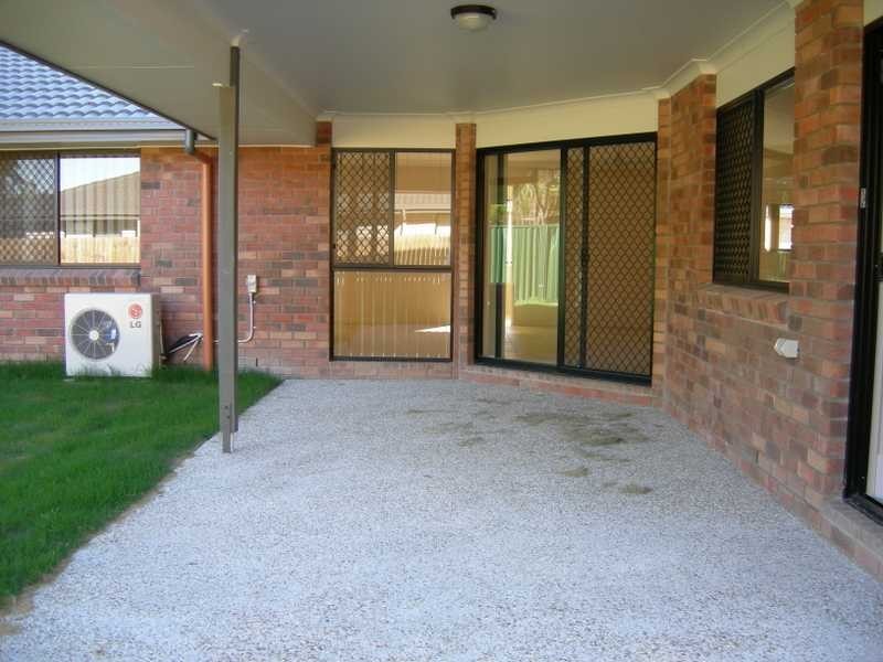 12 Baden Jones Way, North Booval QLD 4304