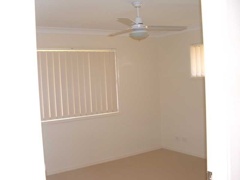 33 Baden Jones Way, North Booval QLD 4304