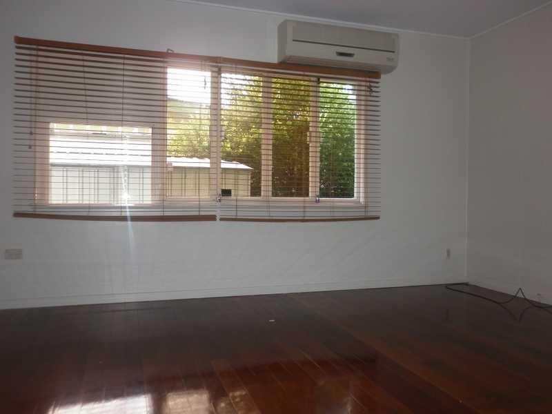5 Chilcott Street, Silkstone QLD 4304