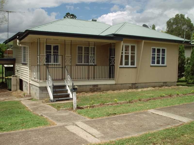 145 Jacaranda Street, Booval QLD 4304