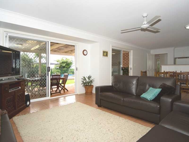 5 Yew Street, Yamanto QLD 4305