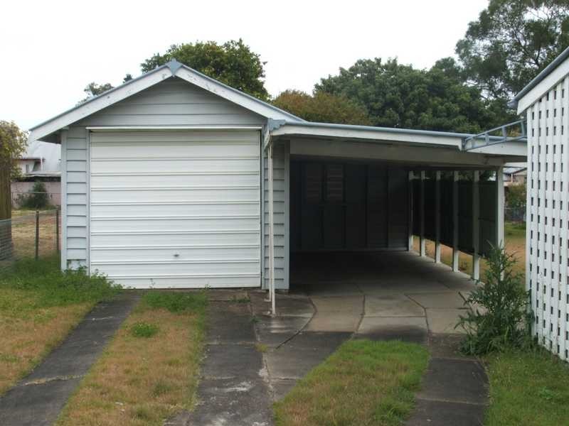 42 Alexandra Street, North Booval QLD 4304