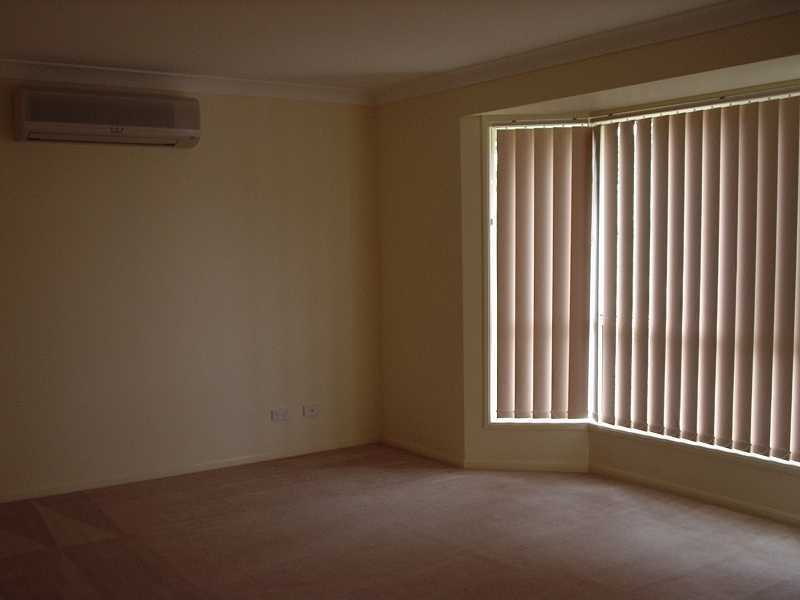 4 Nuala Street, Yamanto QLD 4305