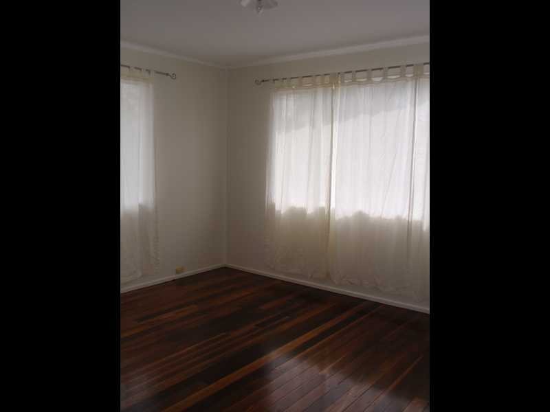 3 Christine Street, North Booval QLD 4304