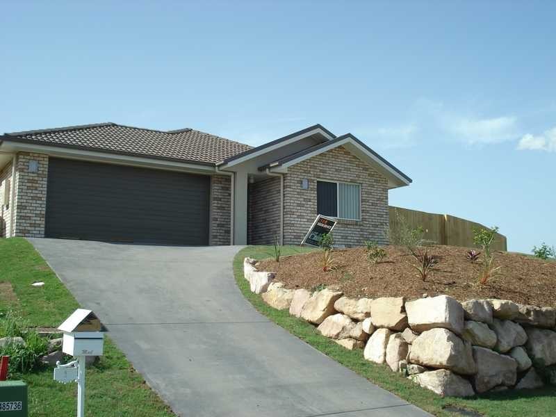 1 Jonathon Crescent, Flinders View QLD 4305