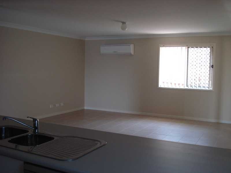 1 Jonathon Crescent, Flinders View QLD 4305