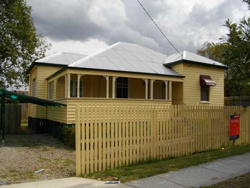 99 Cemetery Road, Raceview QLD 4305