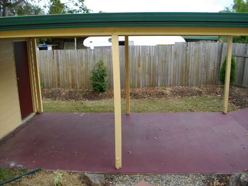 99 Cemetery Road, Raceview QLD 4305