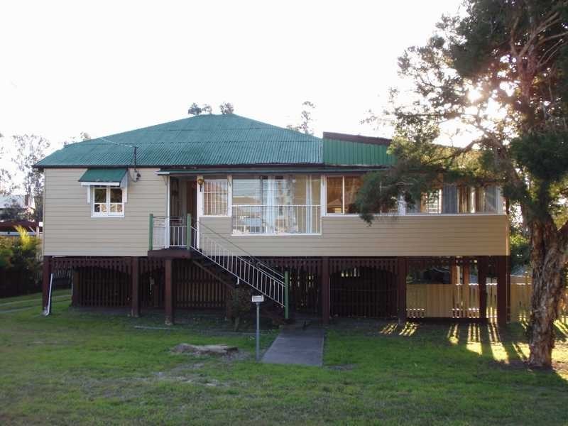 2 Barker Street, Ipswich QLD 4305