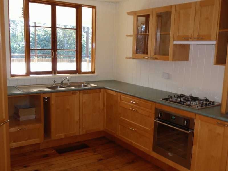 2 Barker Street, Ipswich QLD 4305