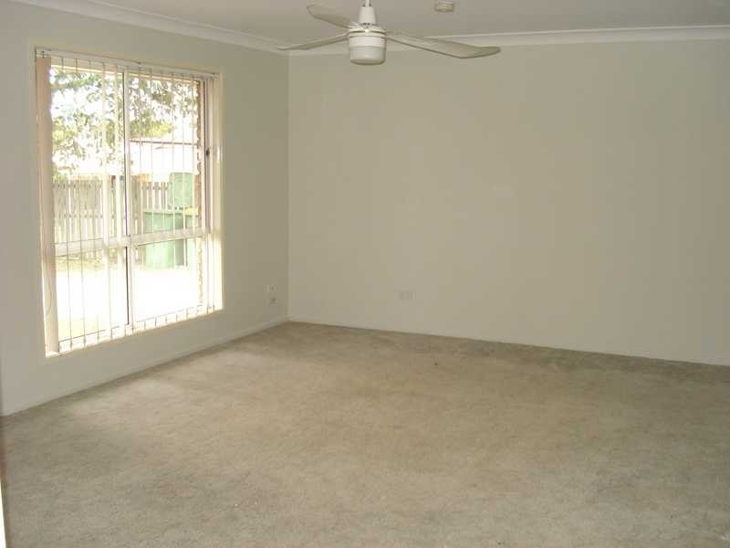 5 Wallace Street, Flinders View QLD 4305