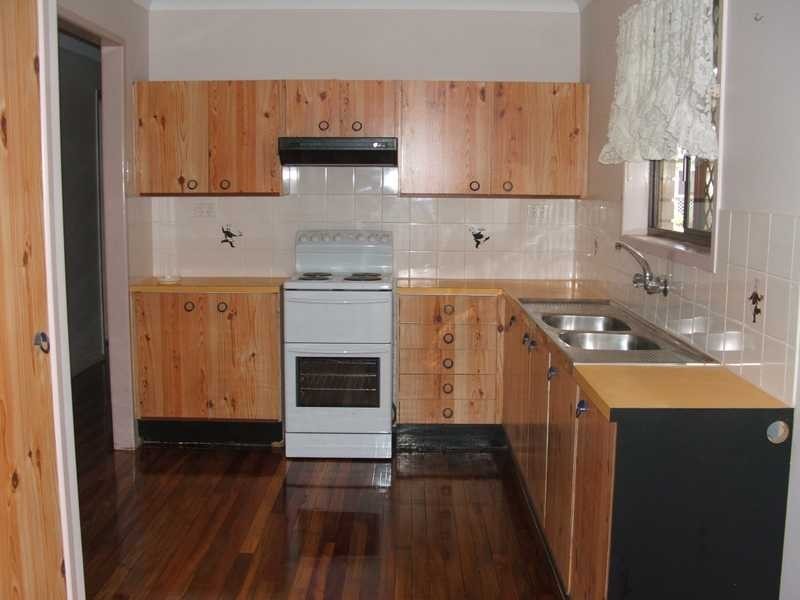 4 Luckie Crescent, Tivoli QLD 4305