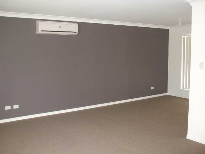 94 Reif Street, Flinders View QLD 4305