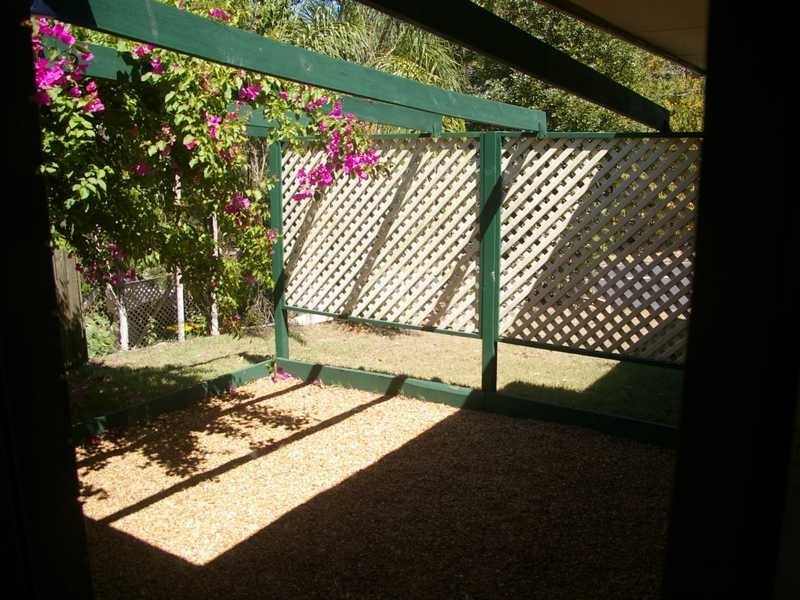 8 Naomi Street, Bundamba QLD 4304