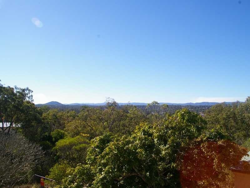 35 Rowland Terrace, Coalfalls QLD 4305
