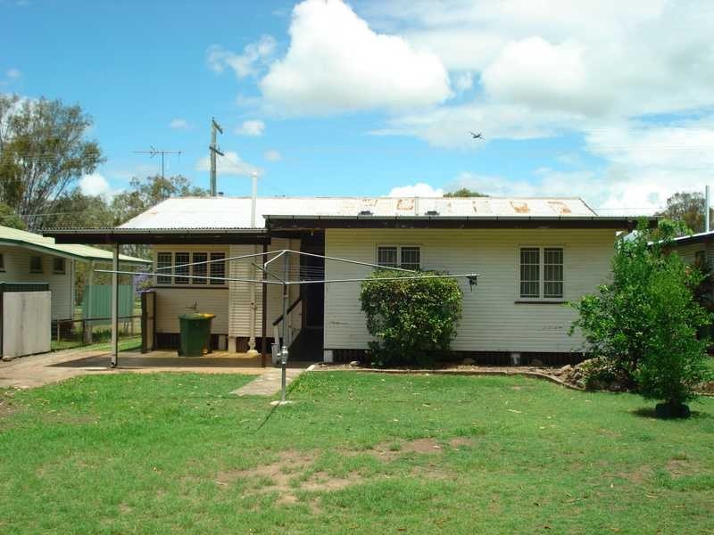 46 Samford Road, Leichhardt QLD 4305