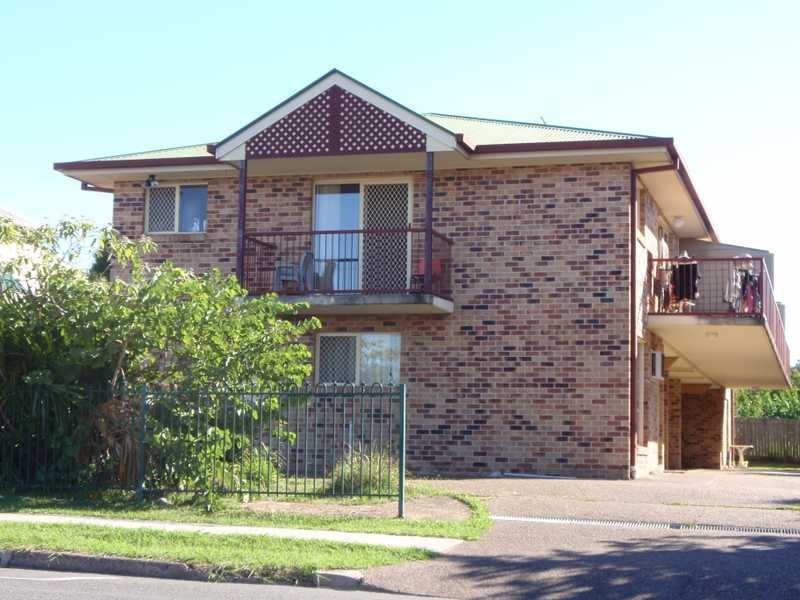 3/11 South Station Road, Booval QLD 4304