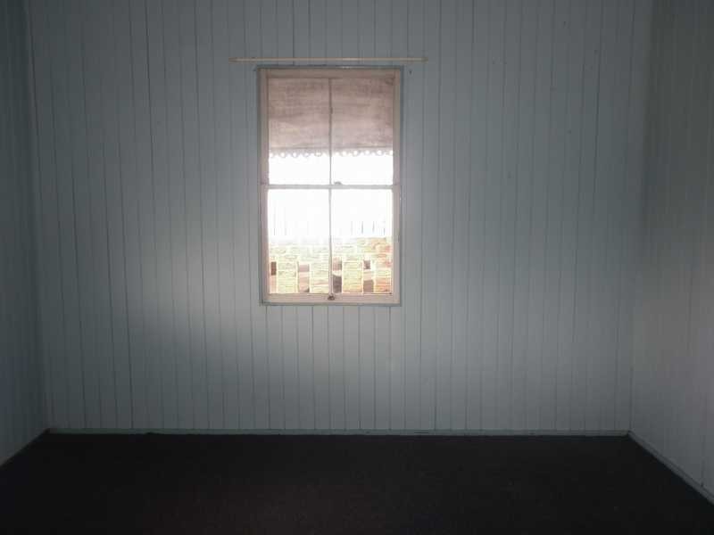 69 Brisbane Road, Bundamba QLD 4304