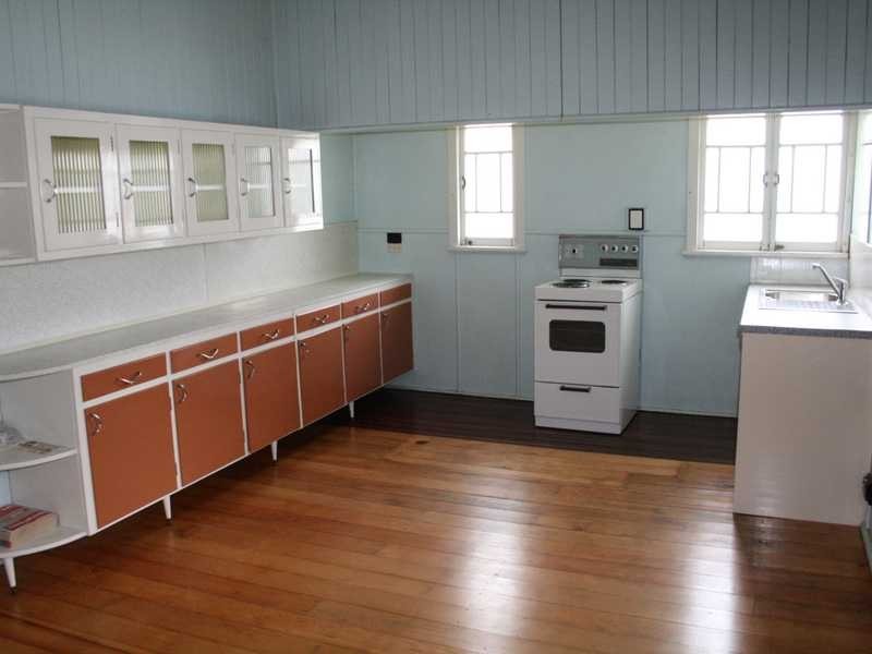 20 Alice Street, Silkstone QLD 4304