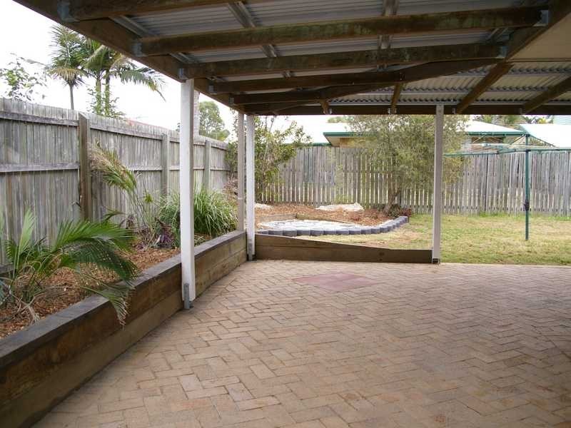 325 South Station Road, Raceview QLD 4305