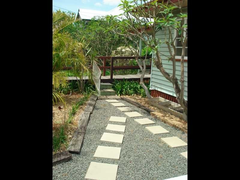 135 Blackstone Road, Silkstone QLD 4304