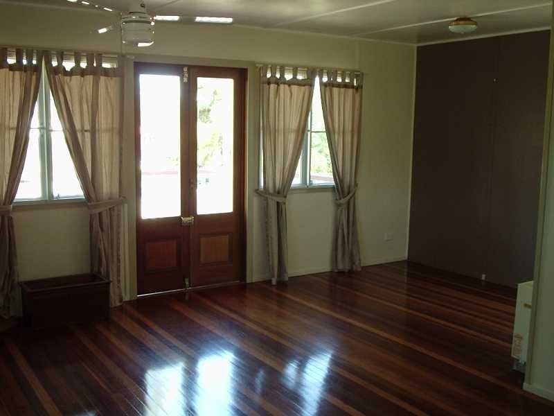 1 Everdinah Street, Leichhardt QLD 4305