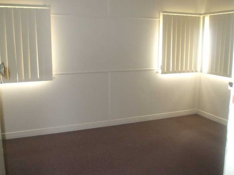 187 Brisbane Road, Booval QLD 4304