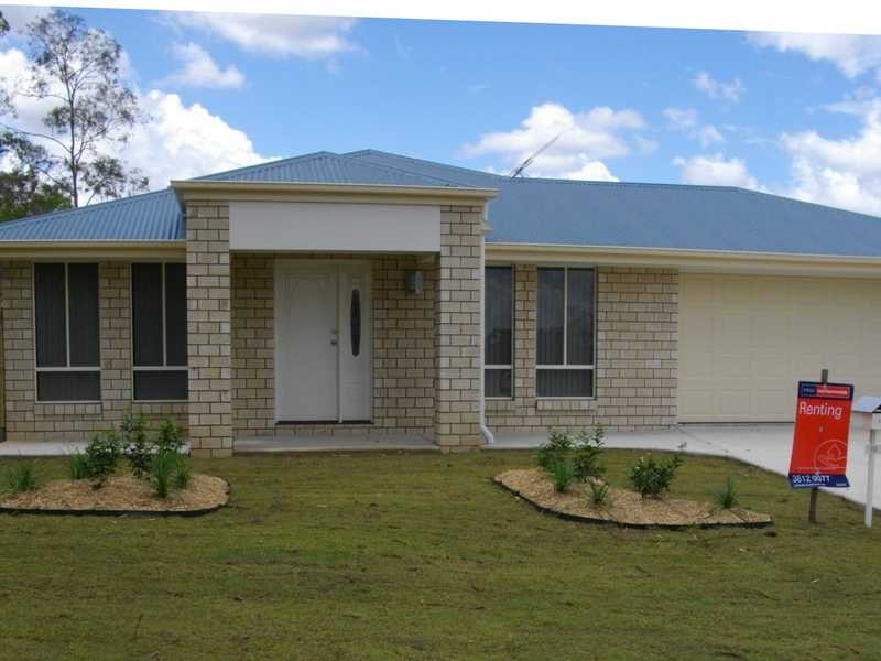 19 Arnold Street, Wulkuraka QLD 4305