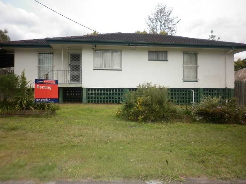 14 Brian Street, Riverview QLD 4303