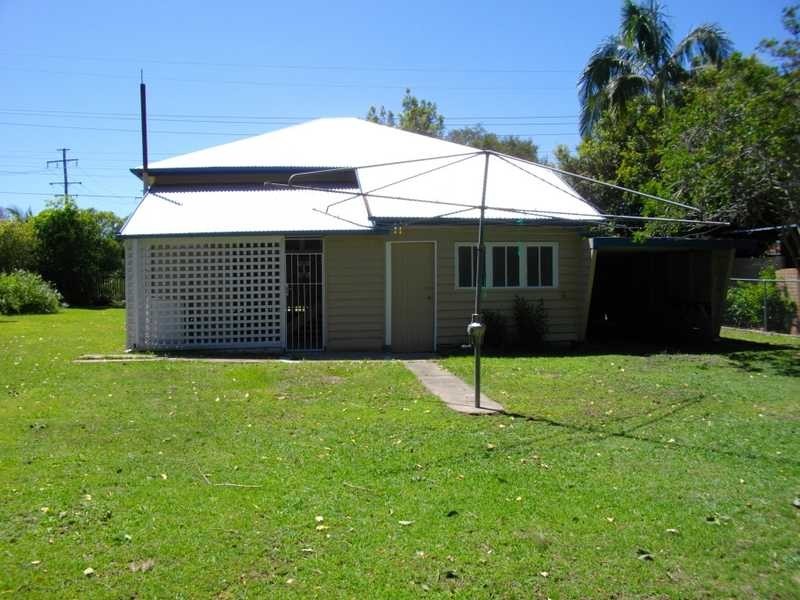 21 Russell Street, Silkstone QLD 4304