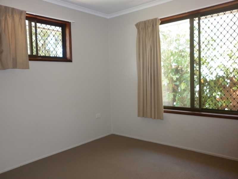 4 Brolga Court, Bundamba QLD 4304