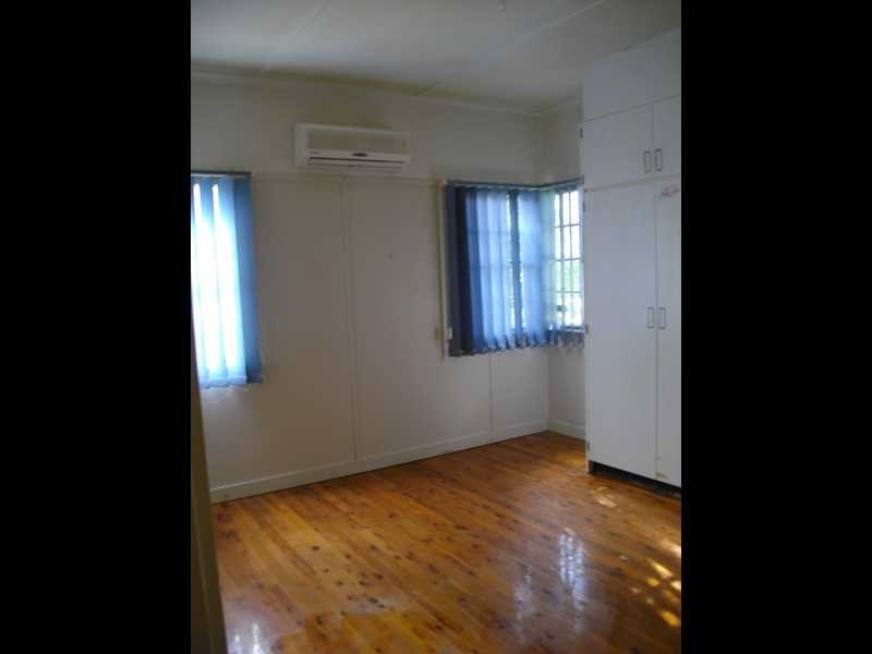 9 Adam Street, One Mile QLD 4305