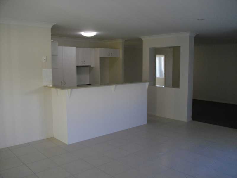 9 Dornoch Crescent, Raceview QLD 4305