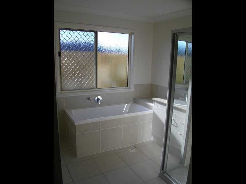 9 Dornoch Crescent, Raceview QLD 4305