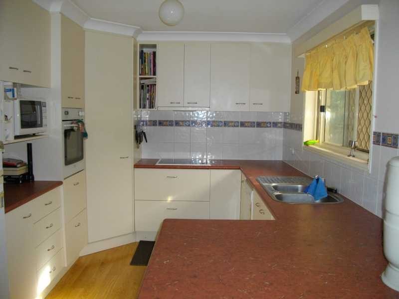 30 Connemara Court, Yamanto QLD 4305