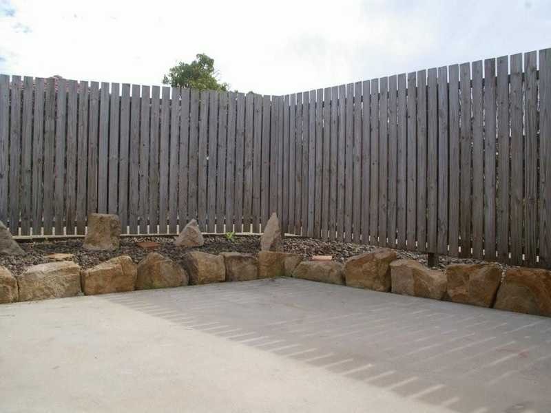 1 Schelbach Street, Booval QLD 4304