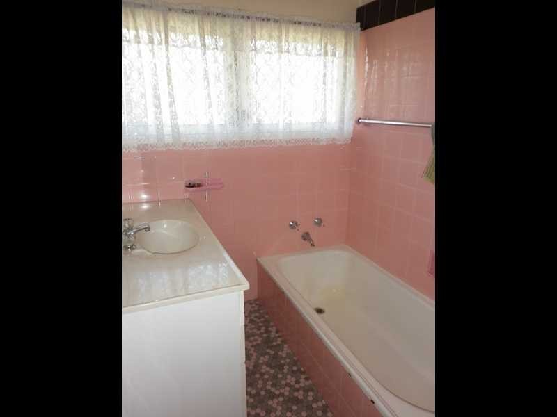 18 Thurso Street, North Booval QLD 4304