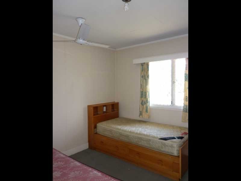 18 Thurso Street, North Booval QLD 4304