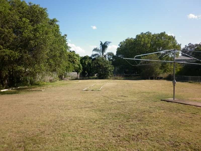 18 Thurso Street, North Booval QLD 4304