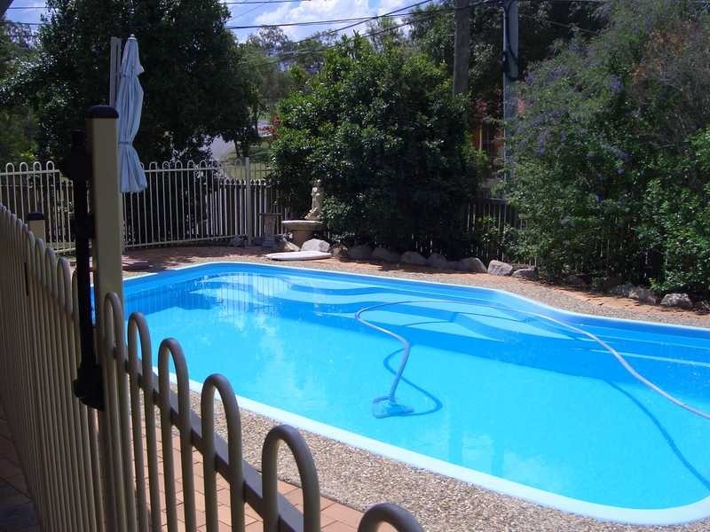 2 Fowler Street, Collingwood Park QLD 4301